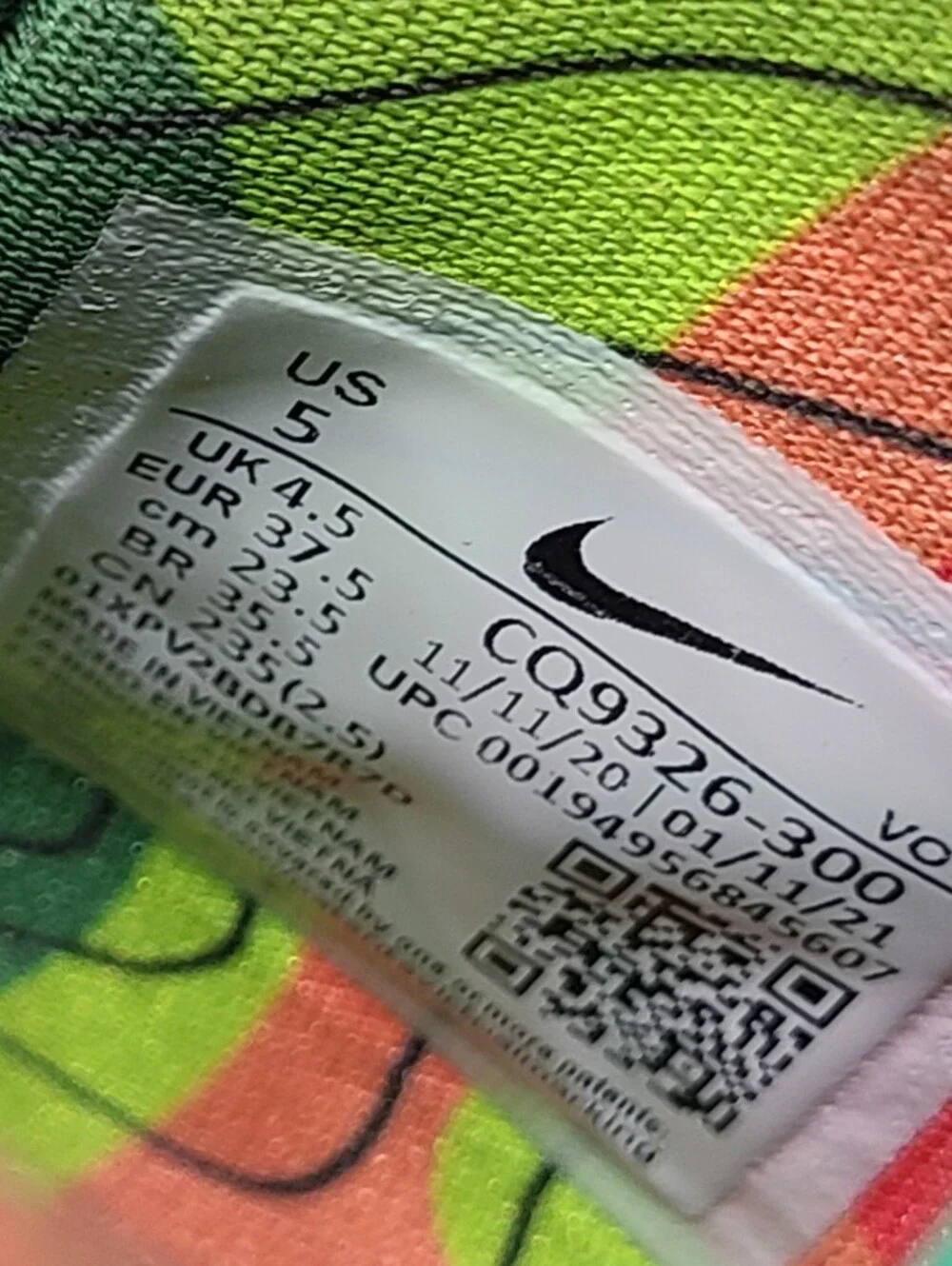 Nike Kyrie 7 Weatherman Baskeball Shoes CQ9326-300 kids size 5